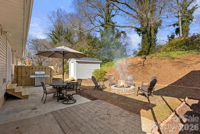 322 Holland Circle, Statesville, NC 28677