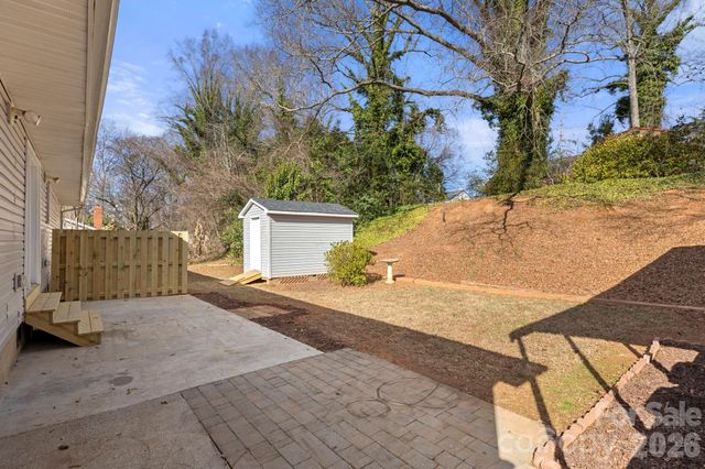 322 Holland Circle, Statesville, NC 28677