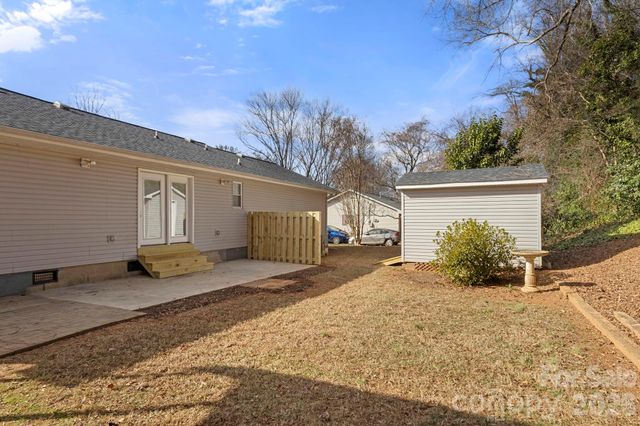 322 Holland Circle, Statesville, NC 28677