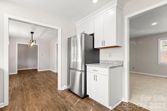 322 Holland Circle, Statesville, NC 28677