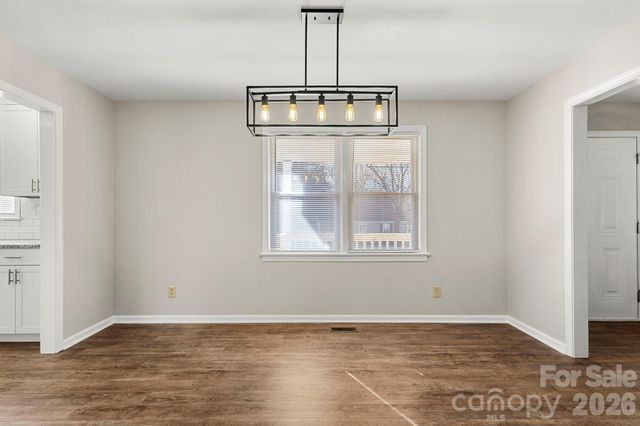 322 Holland Circle, Statesville, NC 28677