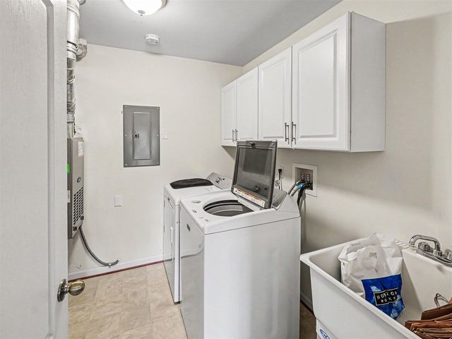 404 Riversedge Drive, Saline, MI 48176