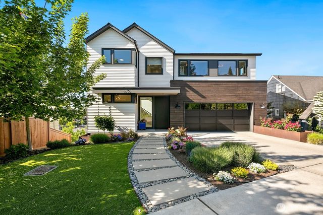 728 W Etruria Street, Seattle, WA 98119