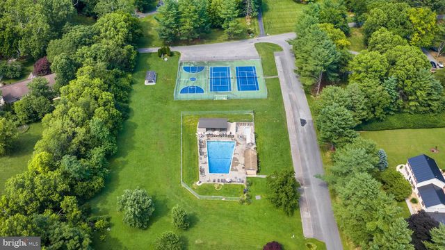 903 COLSTON DR, Falling Waters, WV 25419