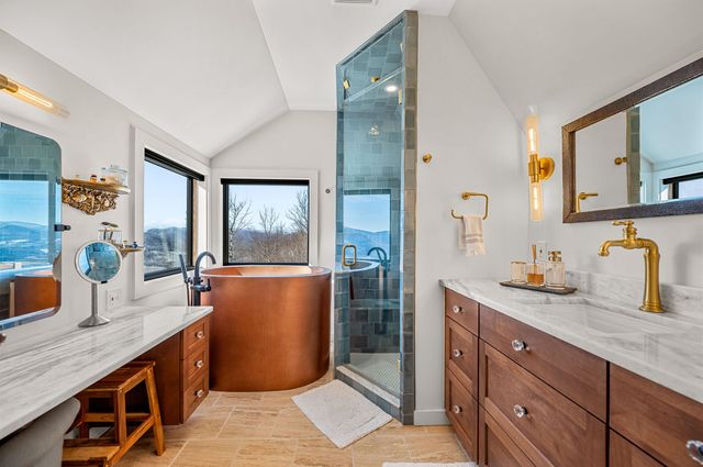 764 Upper Sparrow Hawk Road, Rochester, VT 05767