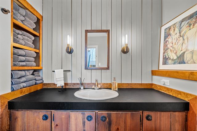 764 Upper Sparrow Hawk Road, Rochester, VT 05767