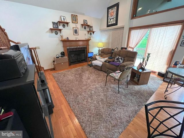 43 SIERRA VISTA WAY, Purgitsville, WV 26852