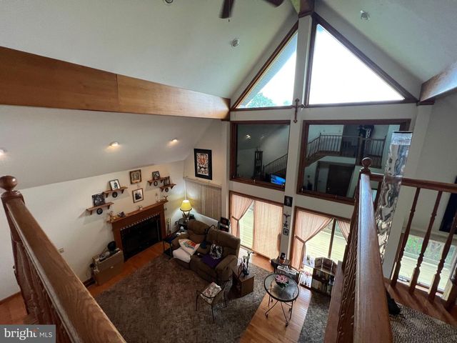 43 SIERRA VISTA WAY, Purgitsville, WV 26852