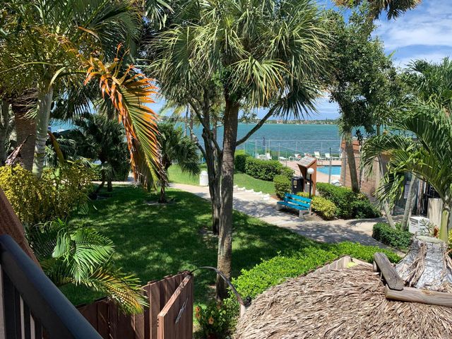 825 Center Street 21b, Jupiter, FL 33458