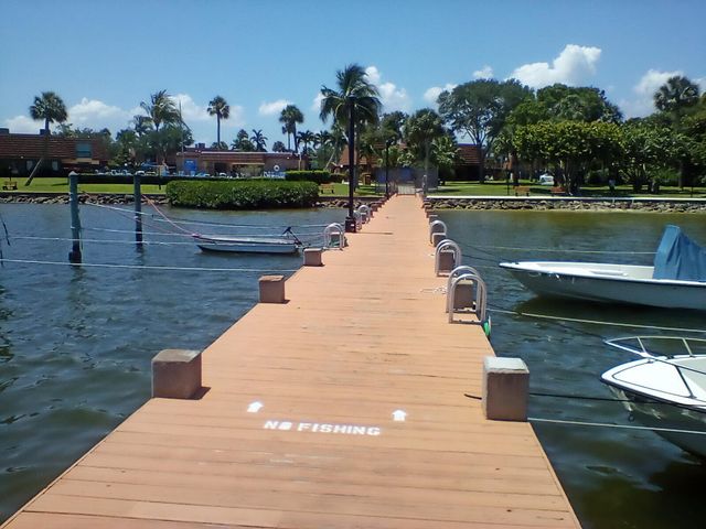 825 Center Street 21b, Jupiter, FL 33458