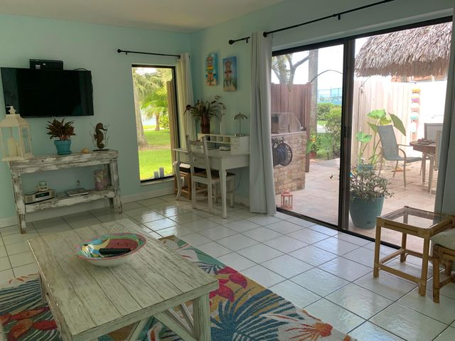 825 Center Street 21b, Jupiter, FL 33458