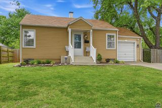 601 SW Randolph AVE, Topeka, KS 66606