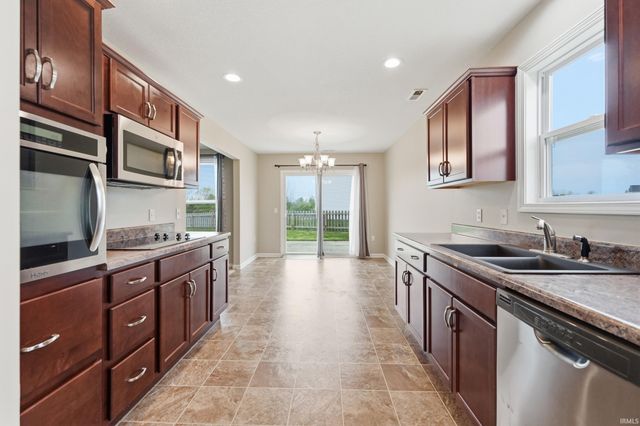 12877 Slash Pass, Fort Wayne, IN 46818