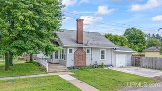601 E Grand Blvd, Iron Mountain, MI 49801