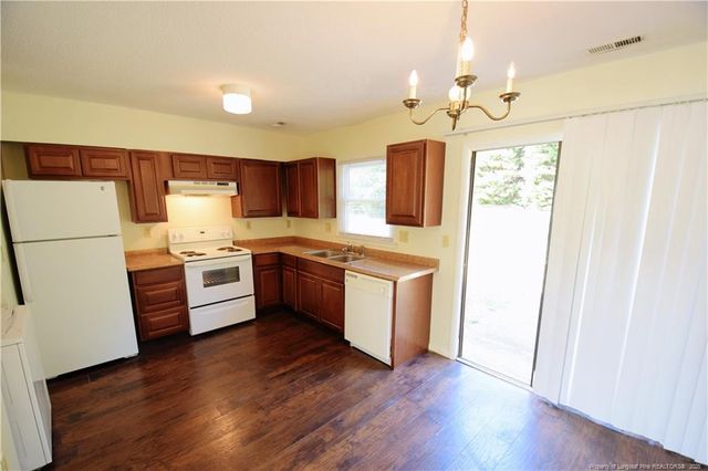 6637 Abbey Lane, Fayetteville, NC 28311