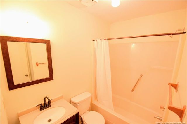 6637 Abbey Lane, Fayetteville, NC 28311