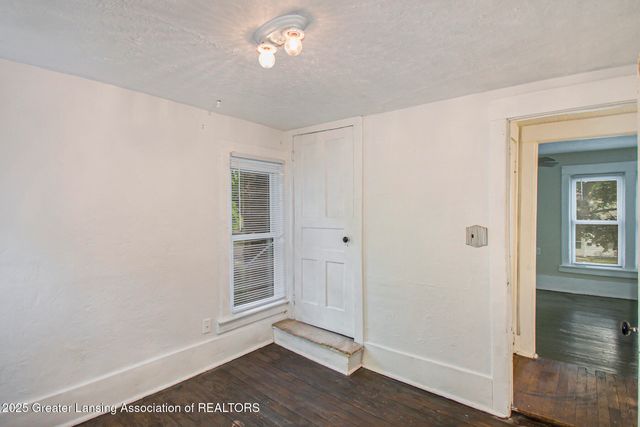 416 E Elm Street, Mason, MI 48854