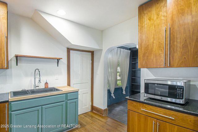 416 E Elm Street, Mason, MI 48854