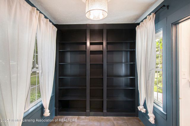 416 E Elm Street, Mason, MI 48854