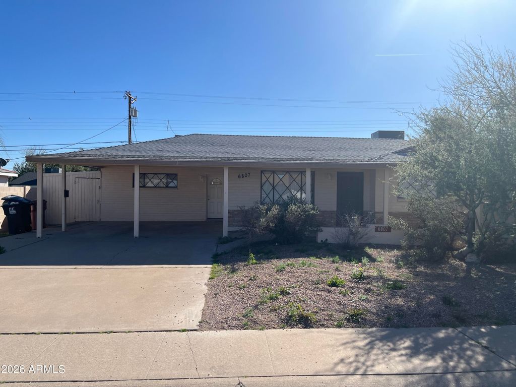 Image 1 of property listing at 6807 E PORTLAND Street, Scottsdale, AZ 85257