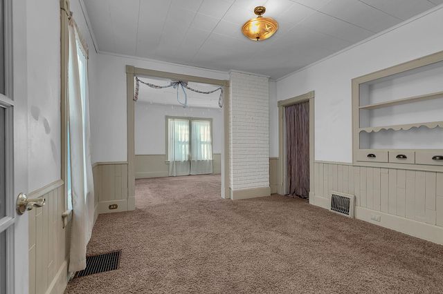 204 Wilson Avenue NE, Saint Cloud, MN 56304