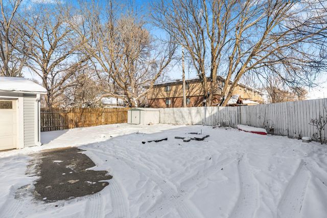 204 Wilson Avenue NE, Saint Cloud, MN 56304