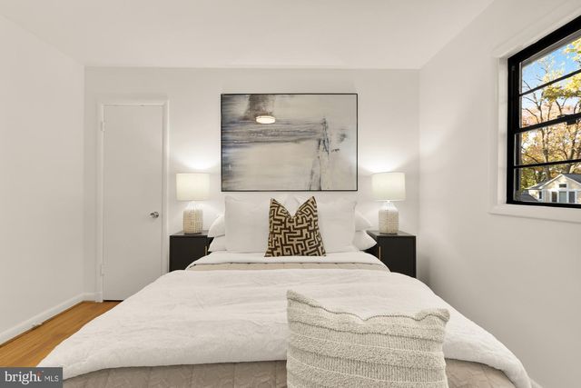 4911 FALSTONE AVE, Chevy Chase, MD 20815