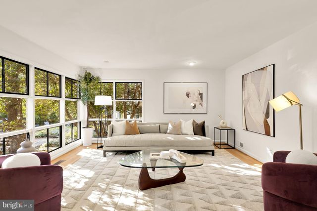 4911 FALSTONE AVE, Chevy Chase, MD 20815