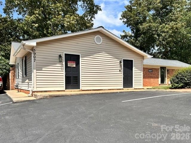 5925 Quail Hollow Road C, Charlotte, NC 28210