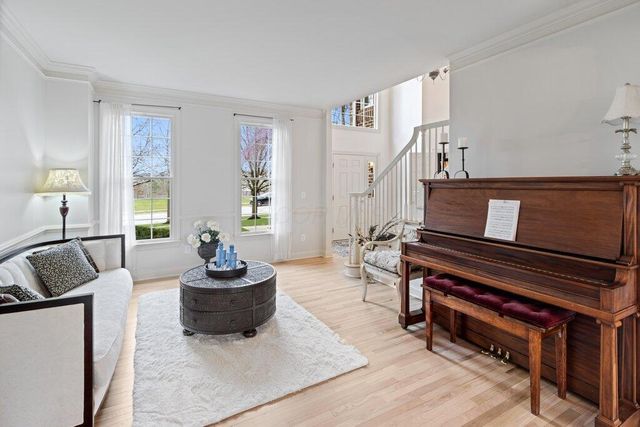 4688 Vista Ridge Drive, Dublin, OH 43017