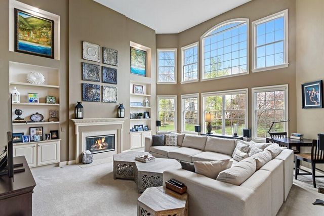 4688 Vista Ridge Drive, Dublin, OH 43017