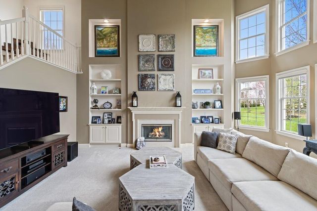 4688 Vista Ridge Drive, Dublin, OH 43017