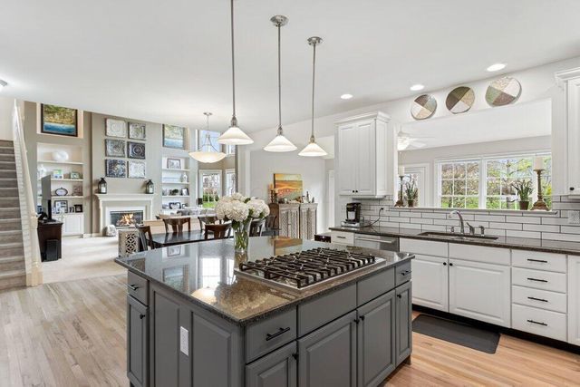 4688 Vista Ridge Drive, Dublin, OH 43017