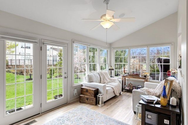 4688 Vista Ridge Drive, Dublin, OH 43017