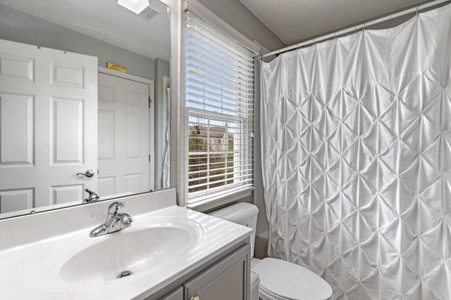 4688 Vista Ridge Drive, Dublin, OH 43017