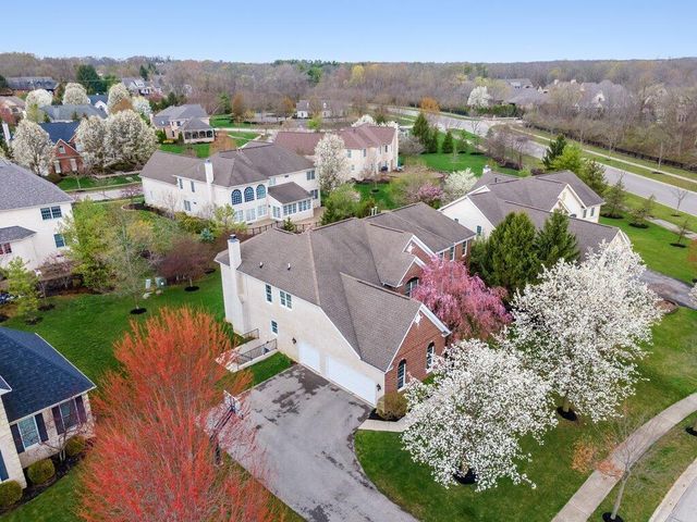 4688 Vista Ridge Drive, Dublin, OH 43017