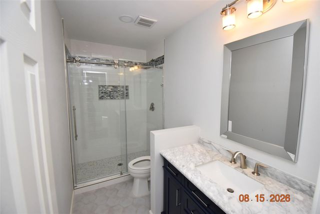 15711 Blackhawk Boulevard, Friendswood, TX 77546