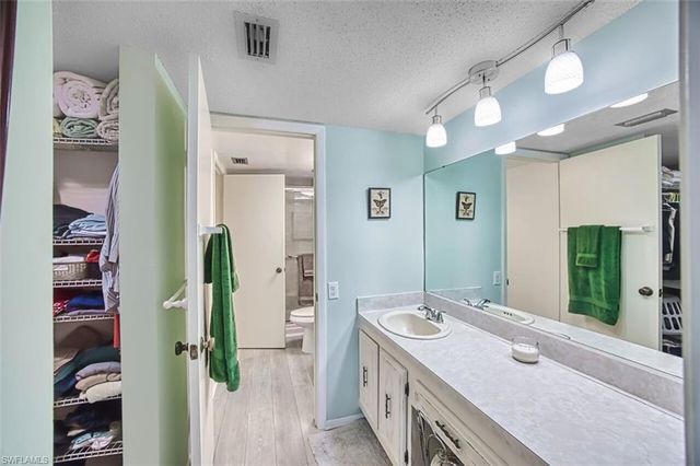 1700 Pine Valley DR # 301, Fort Myers, FL 33907