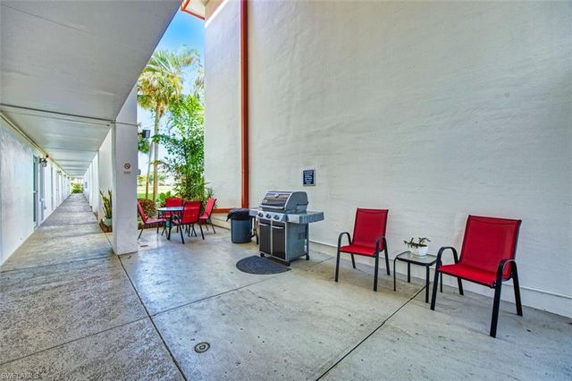 1700 Pine Valley DR # 301, Fort Myers, FL 33907