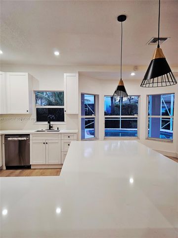 15843 SW 14th Ct, Pembroke Pines, FL 33027