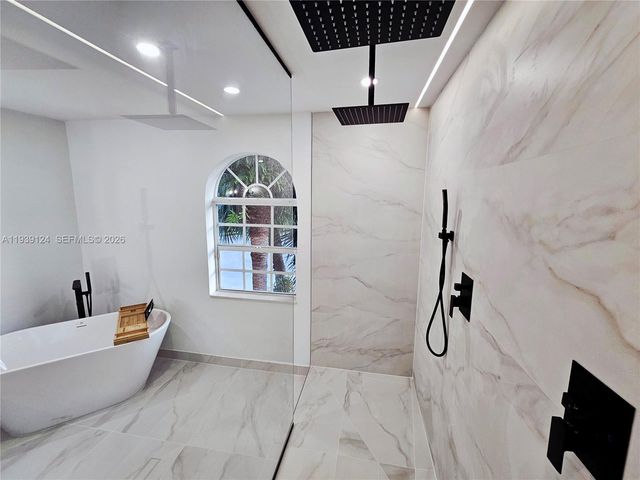 15843 SW 14th Ct, Pembroke Pines, FL 33027