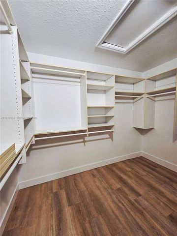 15843 SW 14th Ct, Pembroke Pines, FL 33027