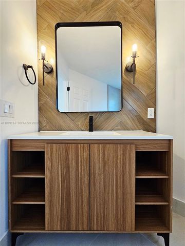 15843 SW 14th Ct, Pembroke Pines, FL 33027