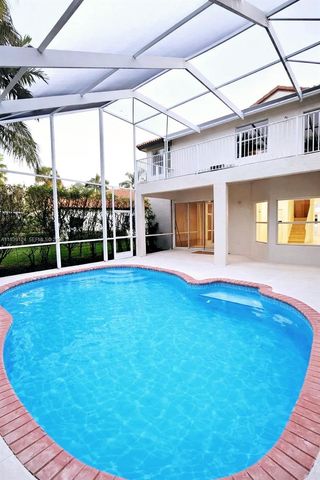 15843 SW 14th Ct, Pembroke Pines, FL 33027