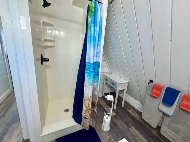 310 Angel Wing Street, Surfside Beach, TX 77541