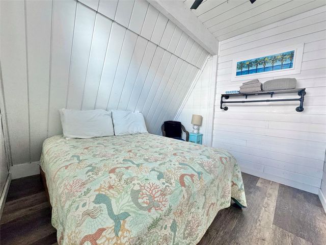 310 Angel Wing Street, Surfside Beach, TX 77541