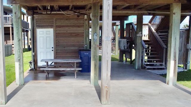 310 Angel Wing Street, Surfside Beach, TX 77541