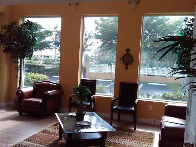 3421 Winkler AVE # 413, Fort Myers, FL 33916