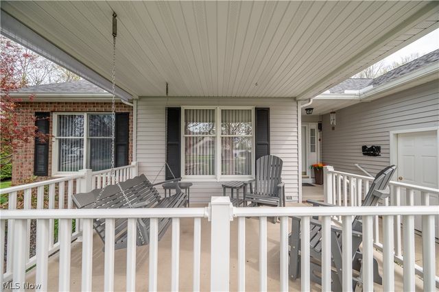 11 Spring Creek Drive, Cortland, OH 44410