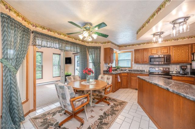 11 Spring Creek Drive, Cortland, OH 44410